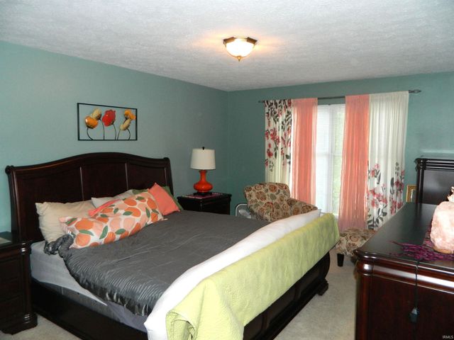 2648 E Windermere Woods Drive, Bloomington, IN 47401
