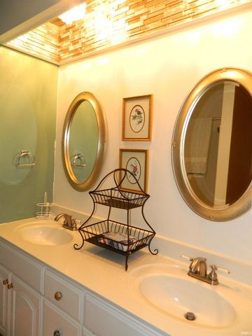 2648 E Windermere Woods Drive, Bloomington, IN 47401