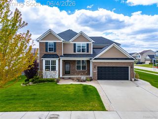 16308 Adelaide Drive, Macomb Township, MI 48044