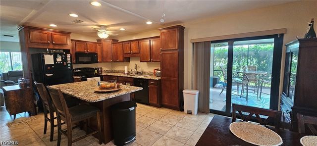 1823 SE 15th ST, Cape Coral, FL 33990