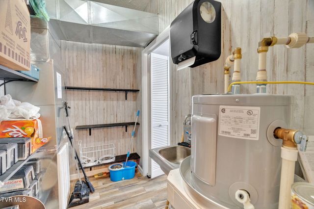 409 Fritz Street, Damascus, VA 24236