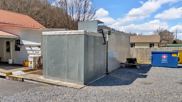 409 Fritz Street, Damascus, VA 24236