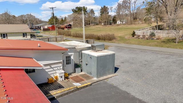 409 Fritz Street, Damascus, VA 24236