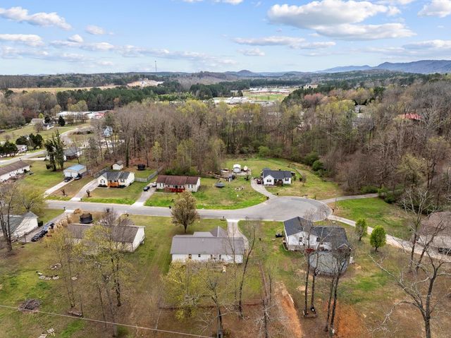 142 Kids Drive, Dalton, GA 30720