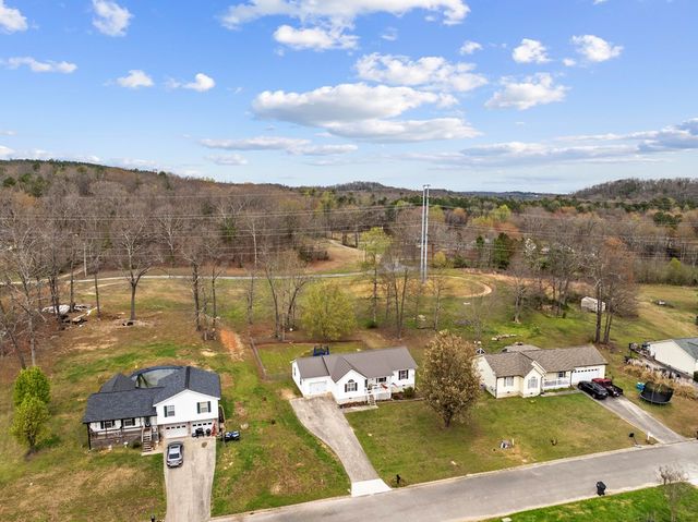 142 Kids Drive, Dalton, GA 30720