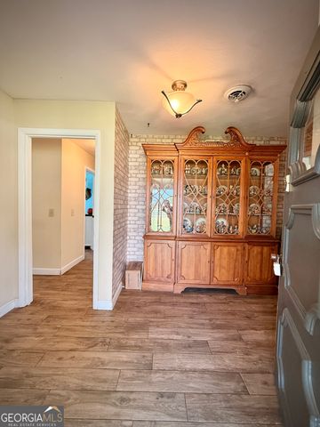396 Douglas Highway, Hazlehurst, GA 31539