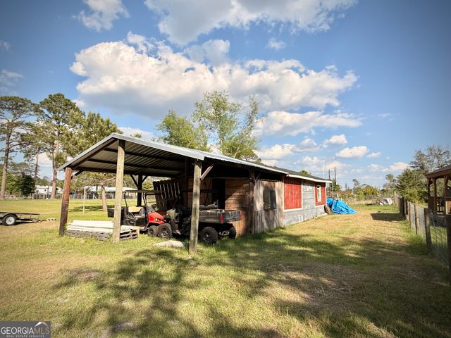 396 Douglas Highway, Hazlehurst, GA 31539