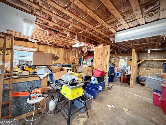 396 Douglas Highway, Hazlehurst, GA 31539