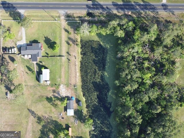 396 Douglas Highway, Hazlehurst, GA 31539