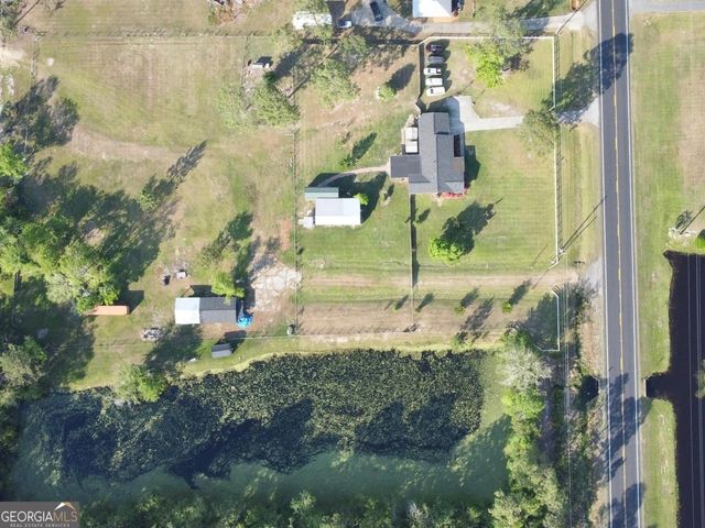 396 Douglas Highway, Hazlehurst, GA 31539