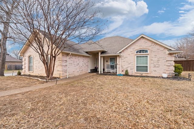 201 Brianne Court, Joshua, TX 76058