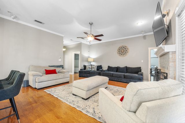 201 Brianne Court, Joshua, TX 76058