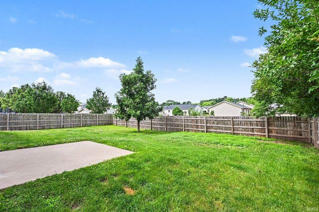 1001 Colonial Manor Drive, Goshen, IN 46526