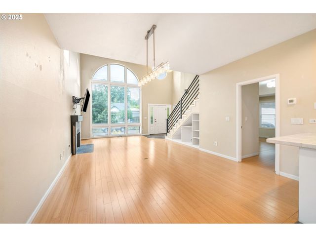 6636 S VIRGINIA Ave, Portland, OR 97239
