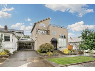6636 S VIRGINIA Ave, Portland, OR 97239