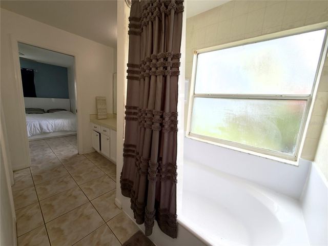 9972 DEAN OAKS COURT, Orlando, FL 32825
