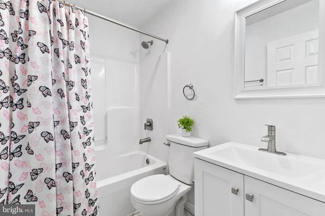 61 JOB RD, Inwood, WV 25428