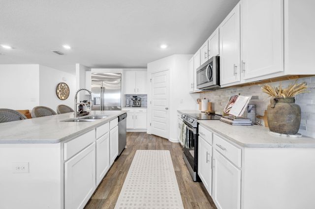 171 This Way, Freeport, FL 32439