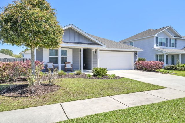 171 This Way, Freeport, FL 32439