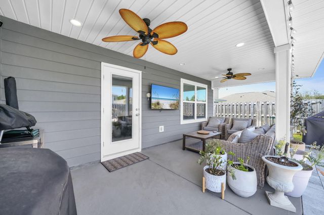 171 This Way, Freeport, FL 32439