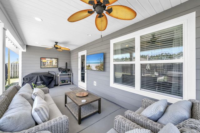 171 This Way, Freeport, FL 32439