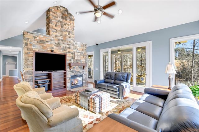 201 S Reach Drive, Salem, SC 29676