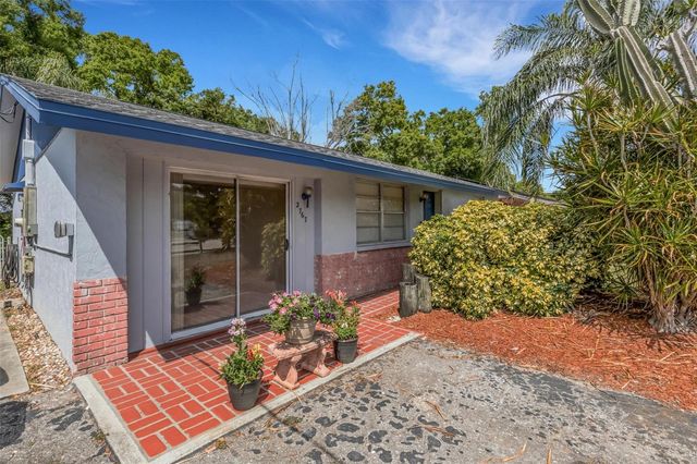 2767 17TH STREET, Sarasota, FL 34234