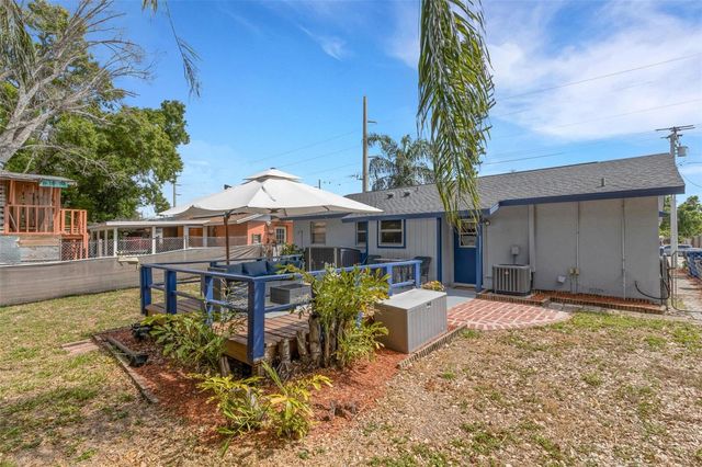 2767 17TH STREET, Sarasota, FL 34234