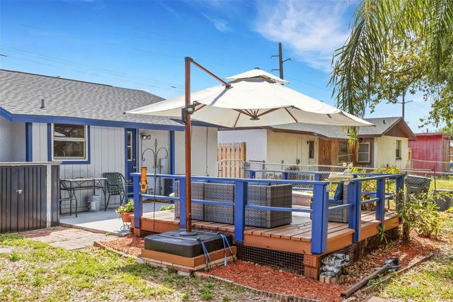 2767 17TH STREET, Sarasota, FL 34234