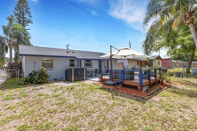 2767 17TH STREET, Sarasota, FL 34234