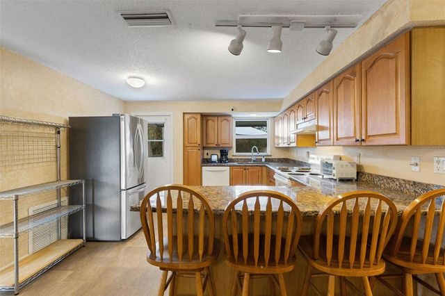 2767 17TH STREET, Sarasota, FL 34234