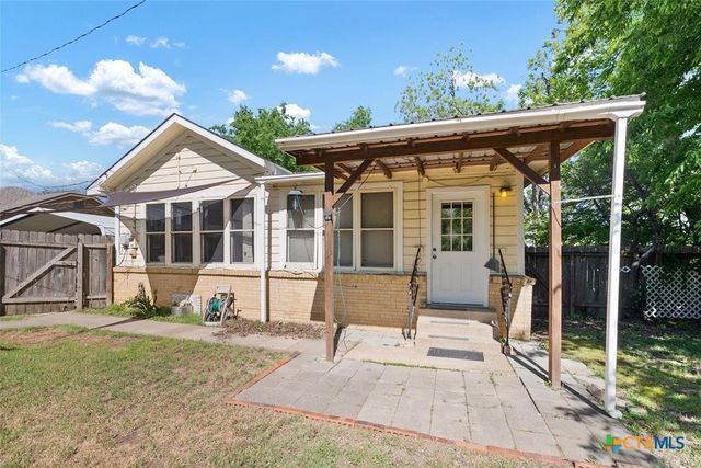215 Taylor Road, Elgin, TX 78621