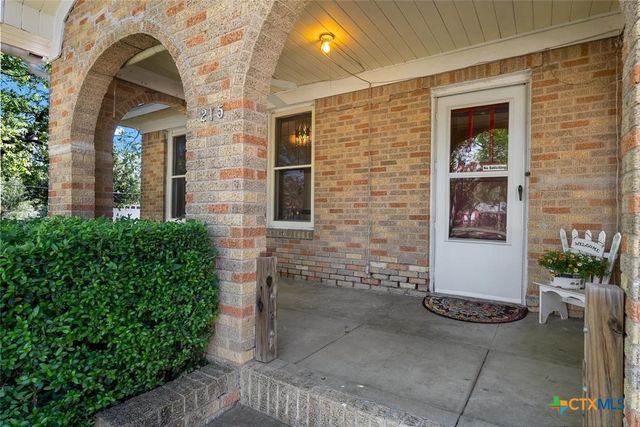 215 Taylor Road, Elgin, TX 78621