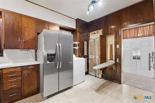 215 Taylor Road, Elgin, TX 78621
