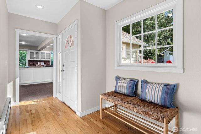 3012 Marine Drive, Bremerton, WA 98312