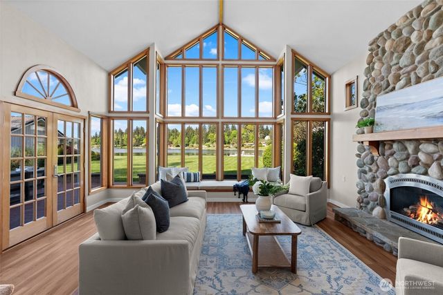 3012 Marine Drive, Bremerton, WA 98312