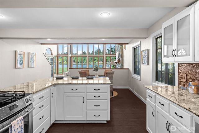 3012 Marine Drive, Bremerton, WA 98312