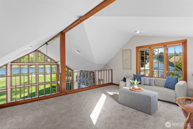 3012 Marine Drive, Bremerton, WA 98312