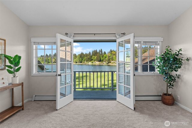 3012 Marine Drive, Bremerton, WA 98312