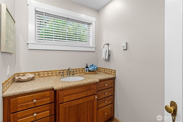 3012 Marine Drive, Bremerton, WA 98312
