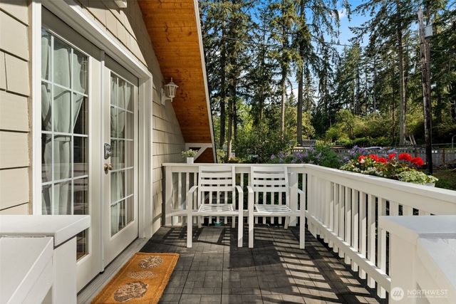 3012 Marine Drive, Bremerton, WA 98312