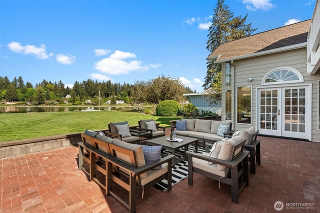 3012 Marine Drive, Bremerton, WA 98312