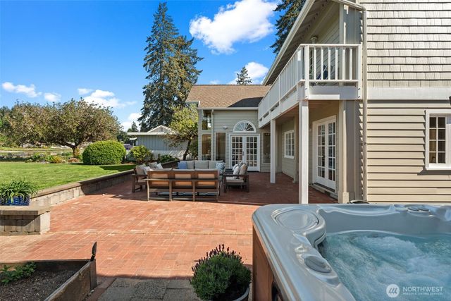 3012 Marine Drive, Bremerton, WA 98312