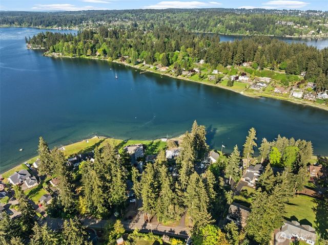 3012 Marine Drive, Bremerton, WA 98312