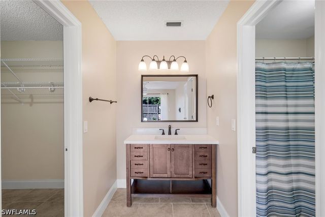 6346 Royal Woods DR, Fort Myers, FL 33908