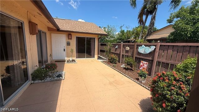 6346 Royal Woods DR, Fort Myers, FL 33908