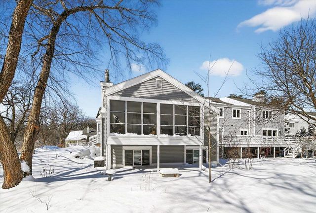 61 Oak Creek Trail, Madison, WI 53717