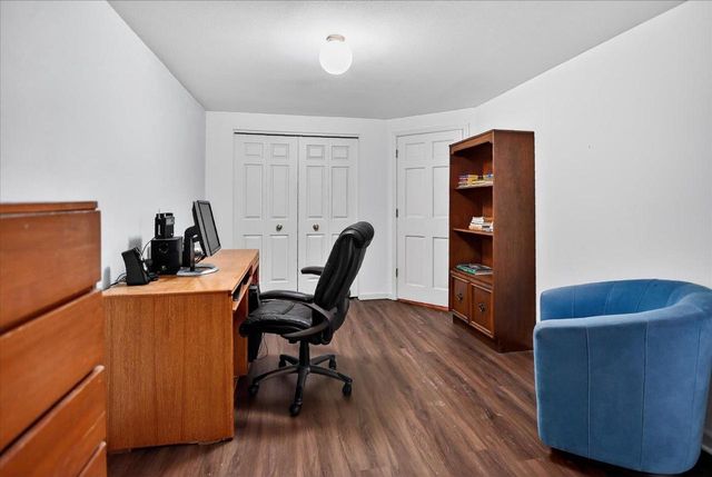 61 Oak Creek Trail, Madison, WI 53717