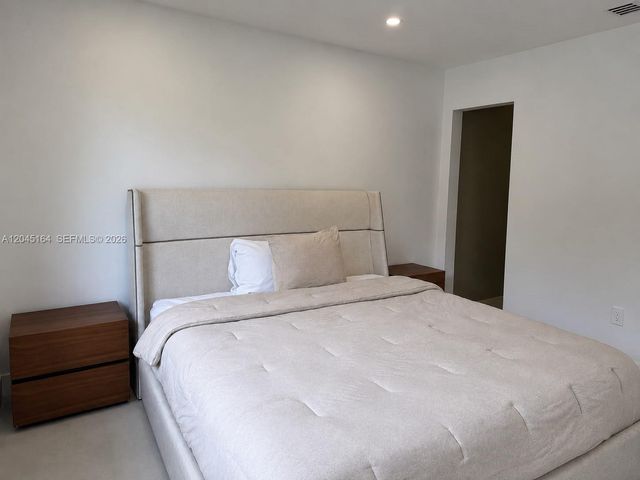 2 NE 91st St, Miami Shores, FL 33138