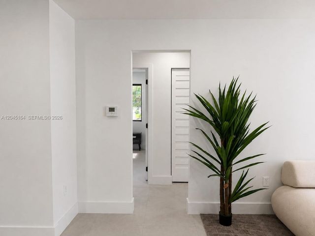 2 NE 91st St, Miami Shores, FL 33138